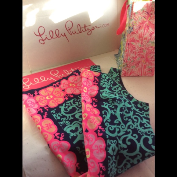 Lilly Pulitzer Delia Navy Fountain Hopping Shift - Picture 9 of 10